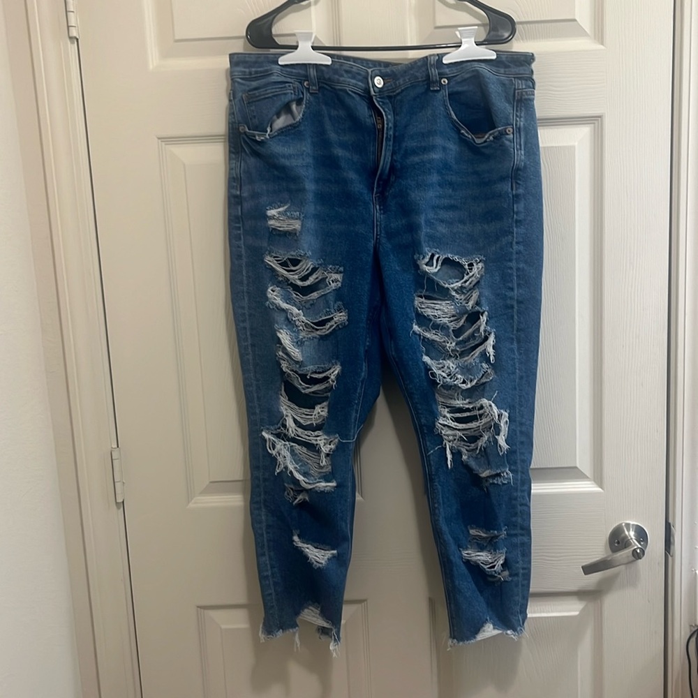 American Eagle Mom Jeans Ripped Distressed Size 18